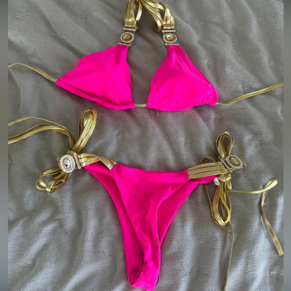 NWOT Vibrant Pink and Gold Bikini Set